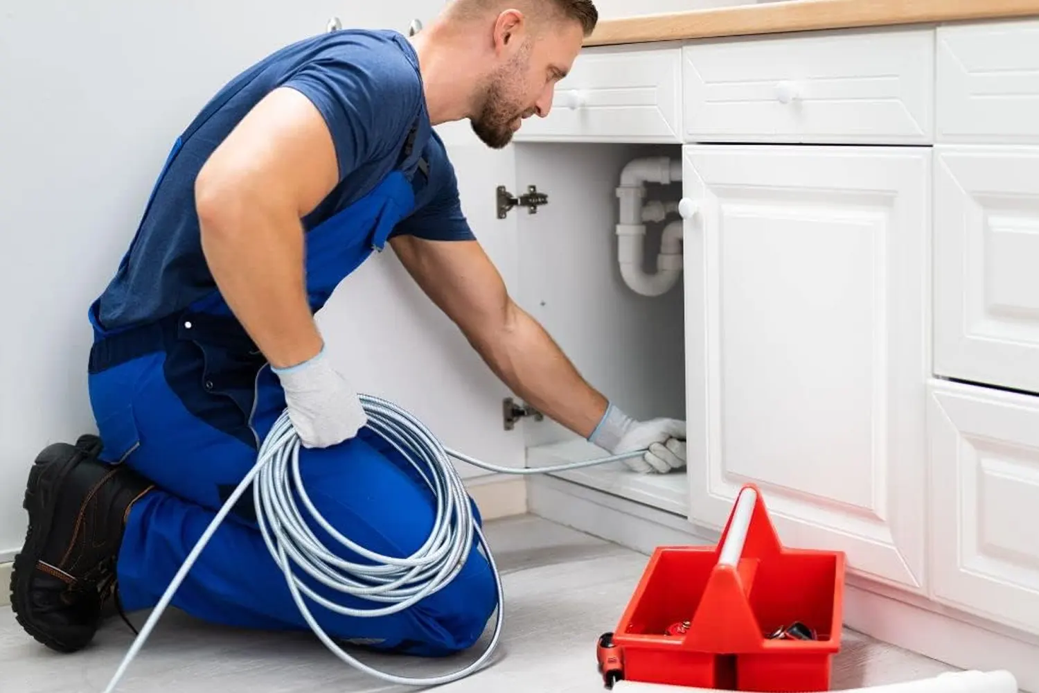 Débouchage canalisation au furet professionnel